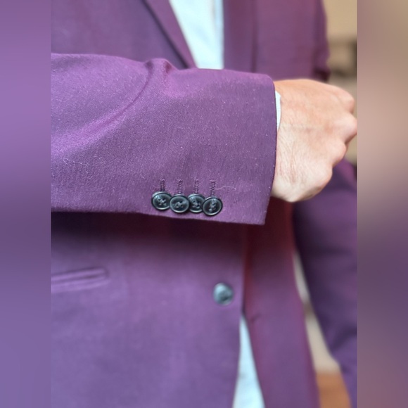 Blazer - Picture 3 of 5